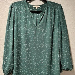 Fun2Fun Large Blouse. Green with White Dots.